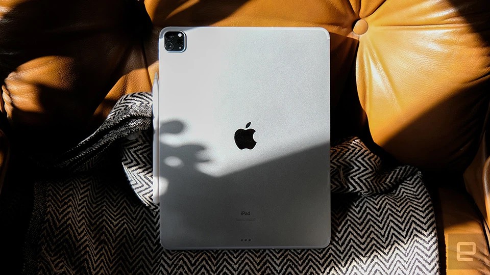 iPad Pro 2021 (ảnh 4) iPad Pro 2021 (ảnh 4)
